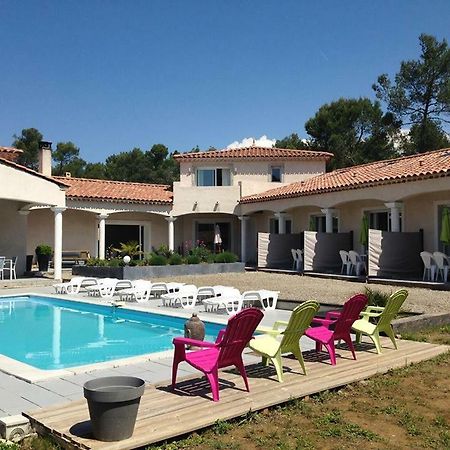 villa des soleils Sillans-la-Cascade Extérieur photo