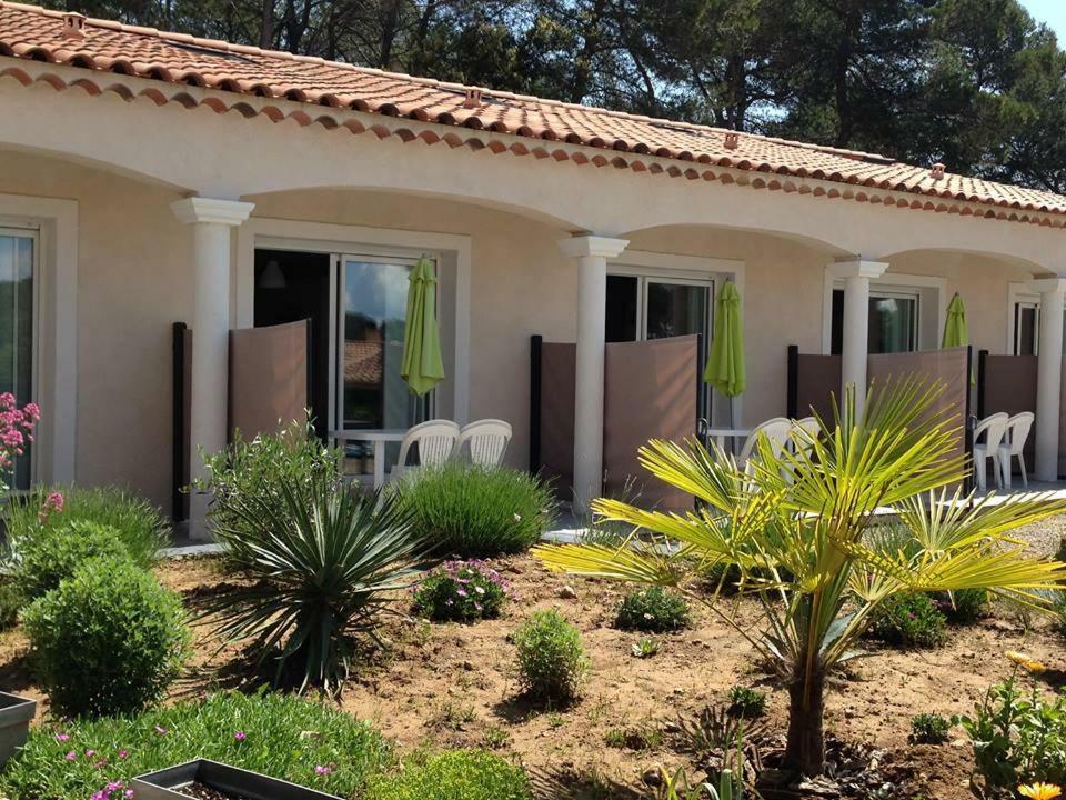 villa des soleils Sillans-la-Cascade Extérieur photo