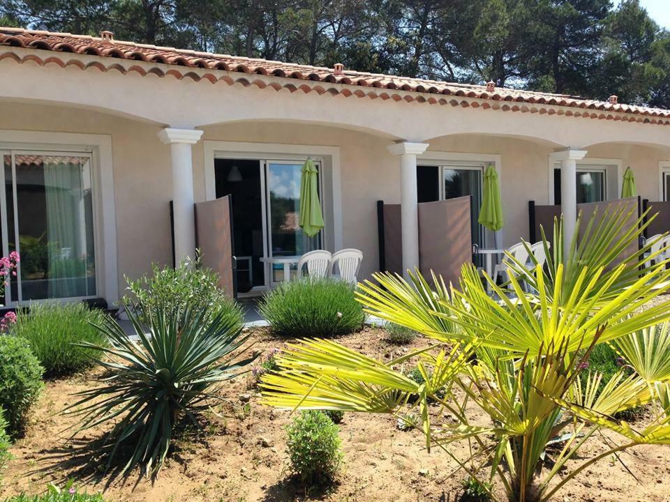 villa des soleils Sillans-la-Cascade Extérieur photo